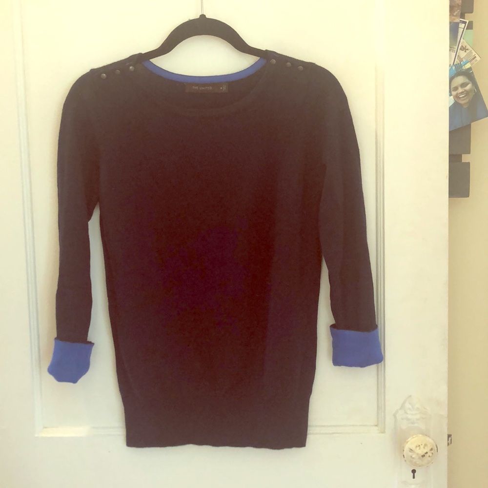 Limited long sleeve sweater